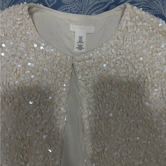 Size Medium Sequined Top - Picture 5 of 6